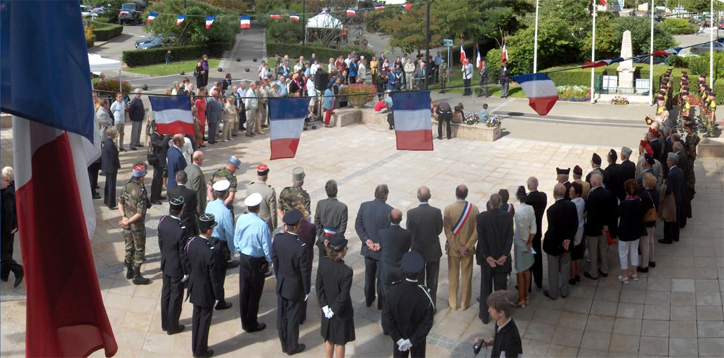 Voisins-le-Bretonneux - 2004 © Daniel Schipper