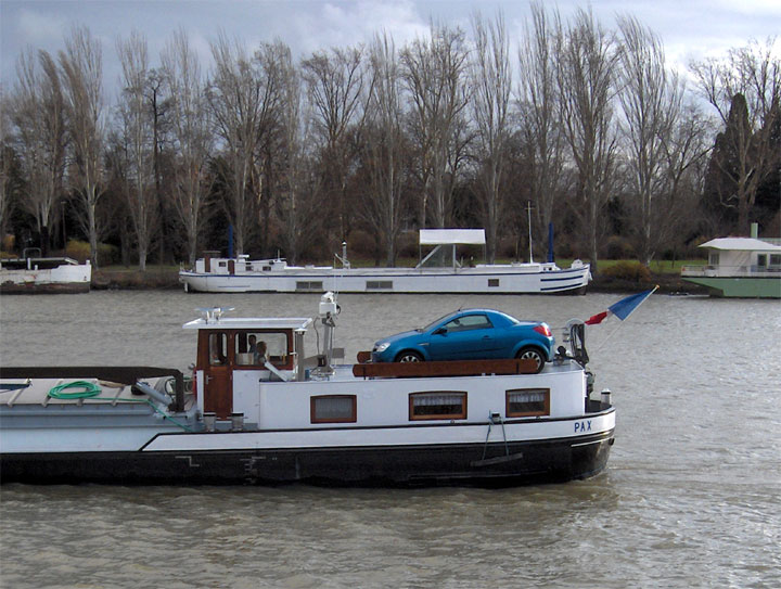 Suresnes - Ile-de-France - 2007 © Daniel Schipper